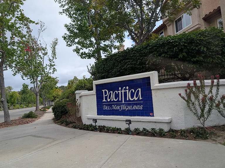 3861 Creststone Pl — Photo 23