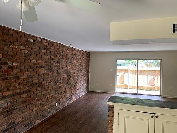 2nd image of 310 Jewel St #104