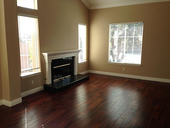 4th image of 5028 Pearlman Way