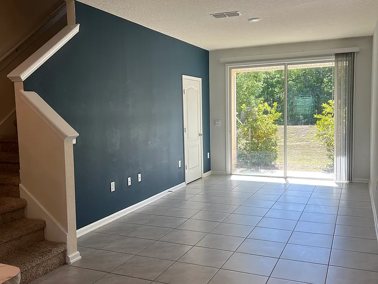 836 Rotary Rd — Photo 7