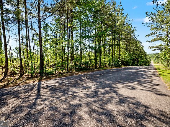 2nd image of 4A-4B Windwood Dr