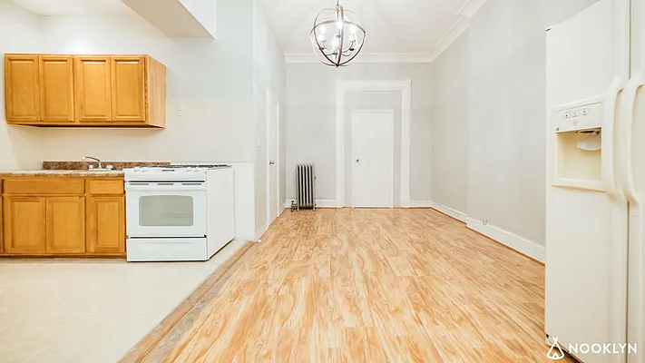 Rented by Nooklyn NYC LLC | media 4