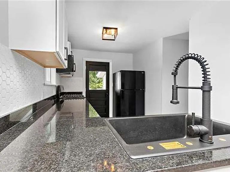 1106 N Osage St — Photo 9