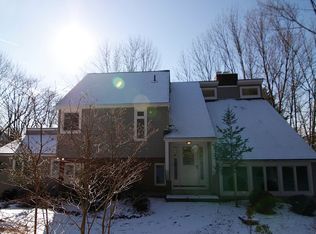 16 Fredonia Rd, Newton, NJ 07860