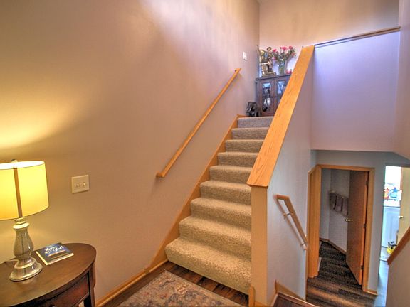 4th image of 2773 Ridgeview Dr