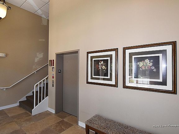 3rd image of 2676 Stone Cir Unit 206
