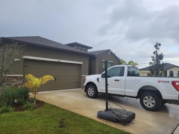 6360 NW Regent St, Port Saint Lucie, FL 34983