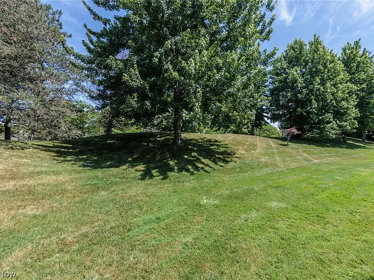 2601 Wyndgate Ct — Photo 34