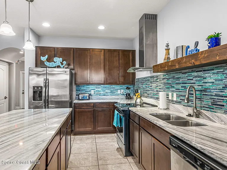 144 Mediterranean Way — Photo 24