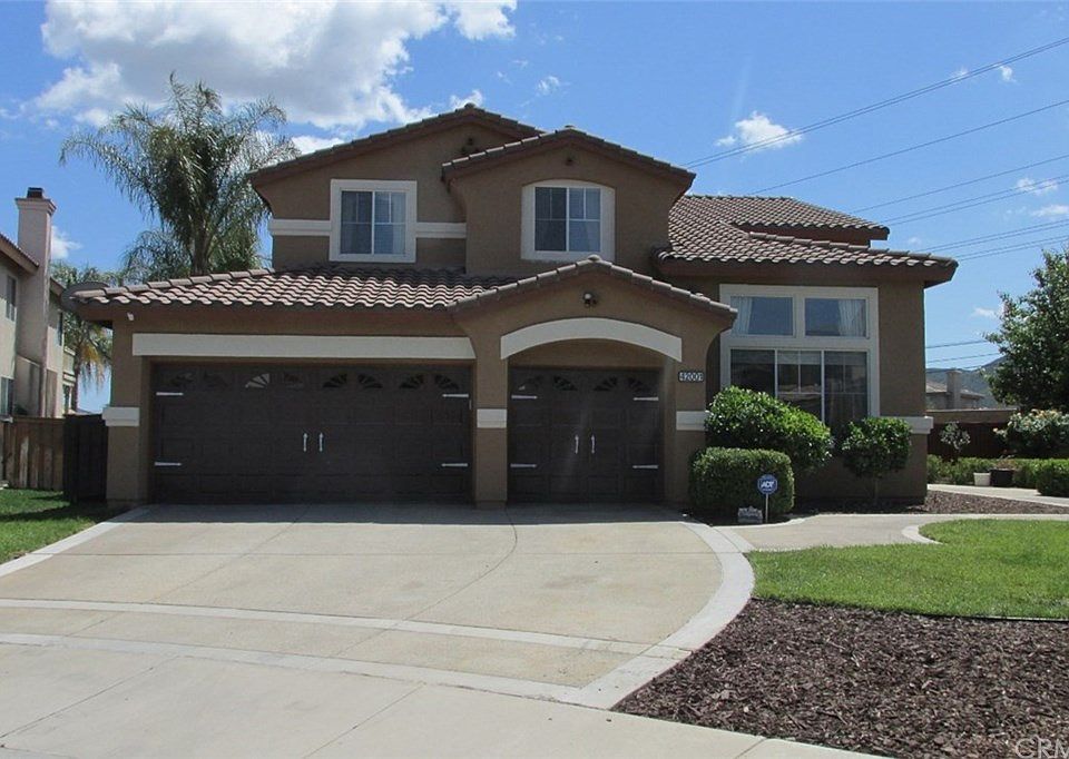 1st image of 42001 Yukon Ct