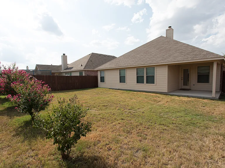1320 Elkford Ln — Photo 19