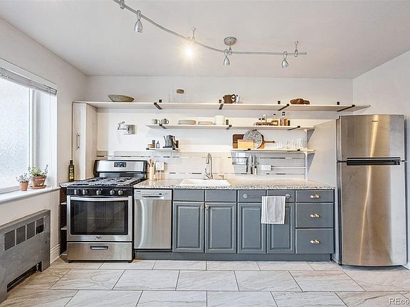 4th image of 1101 Bellaire Street #306