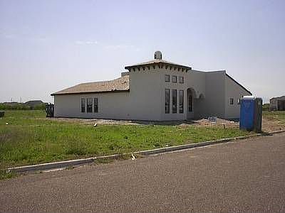 4th image of 2401 Jay Dr