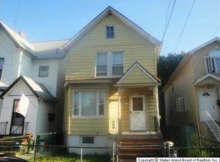 18 Bond St, Church st, NY 10302