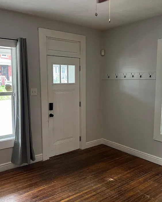 77 W Maynard Ave — Photo 2