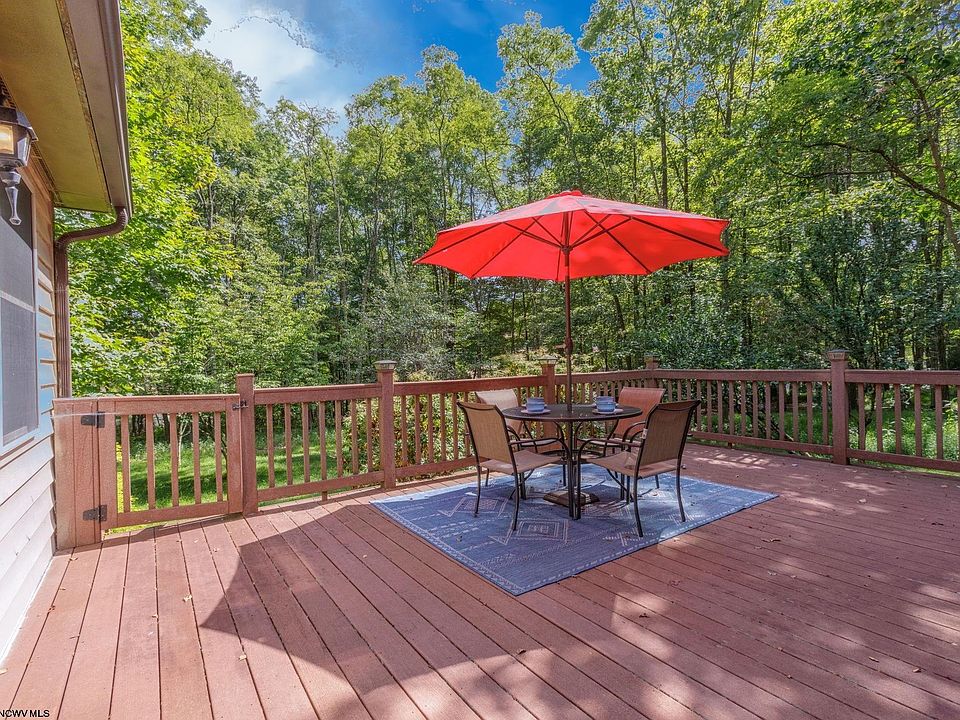 485 Laurel Cir, Terra Alta, WV 26764 | Zillow