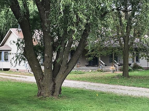 3rd image of 5757 Willow Grove Dr