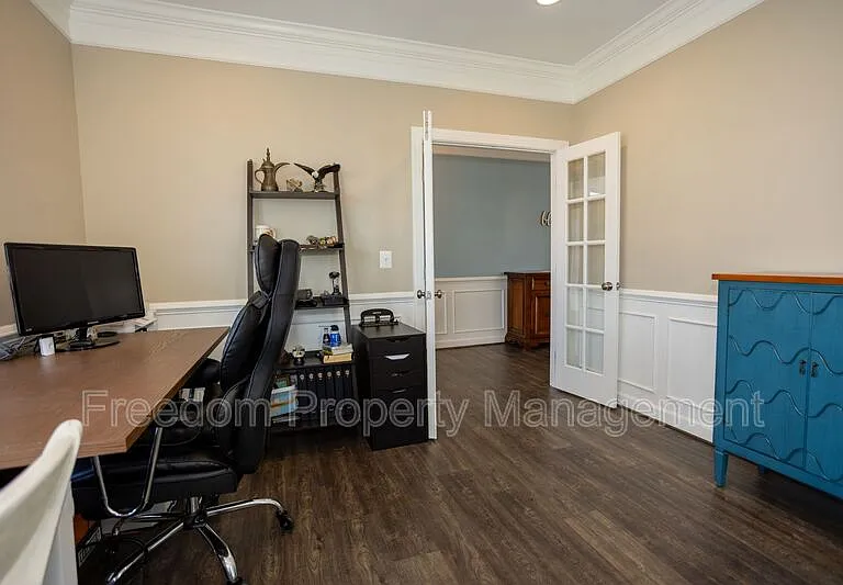 2425 Morgans Point Dr — Photo 6