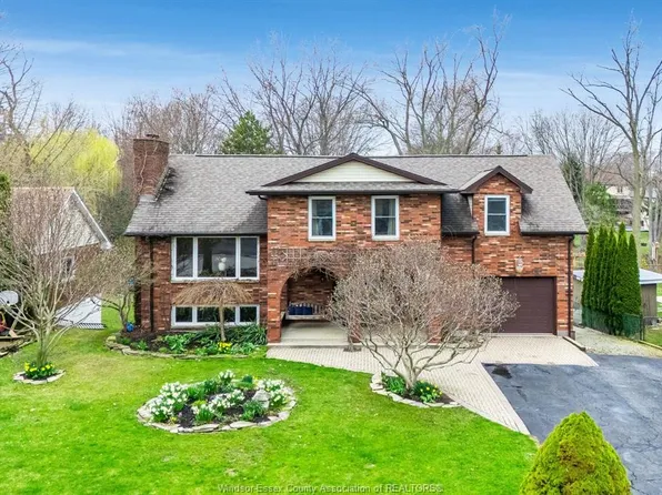 122 Augustine Dr, Kingsville, ON N9Y 1C5