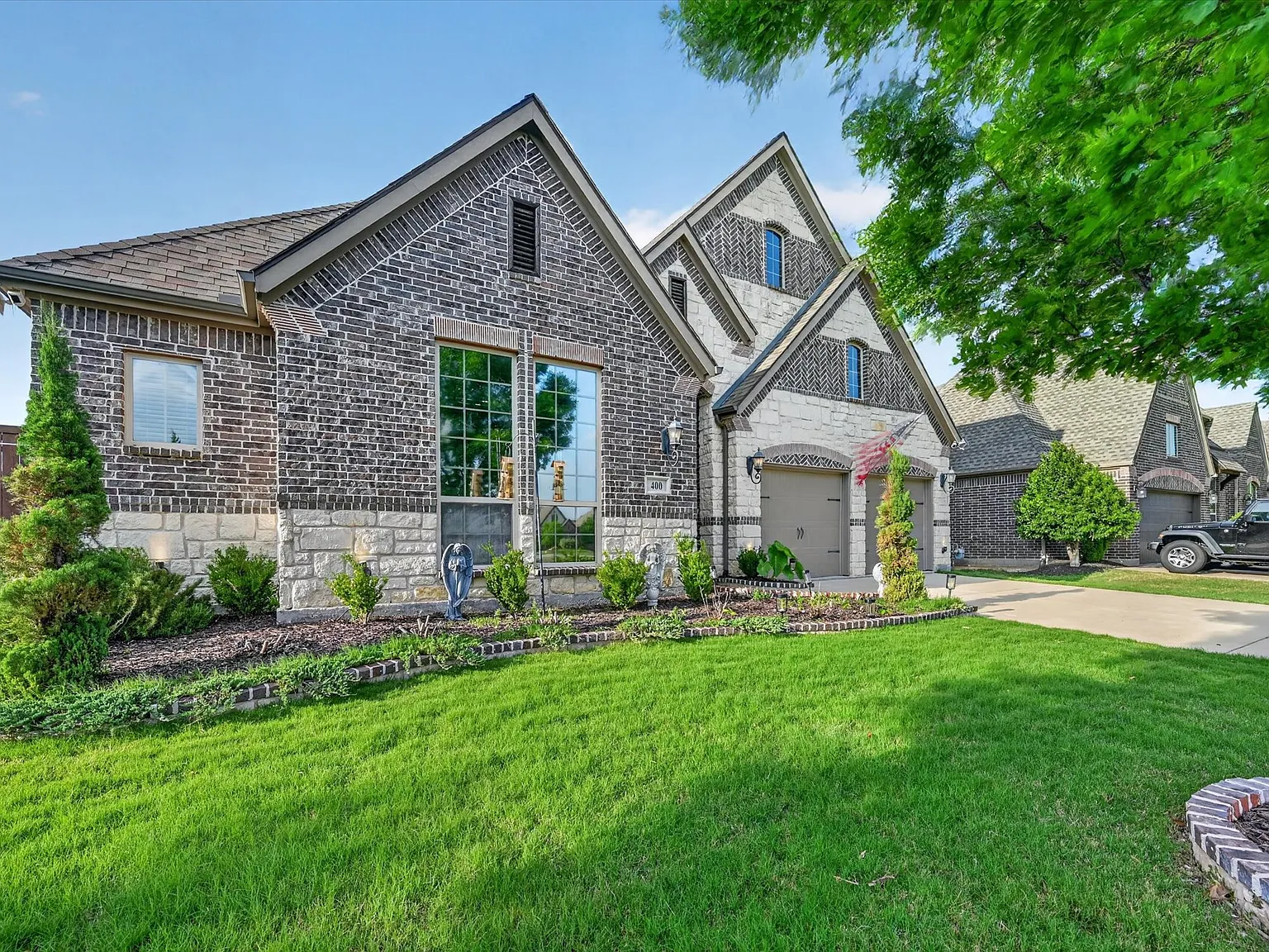 4 bed, 3028 sqft, $3,750 — Photo 3