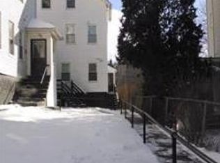 9 Suffield St, Worcester, MA 01610