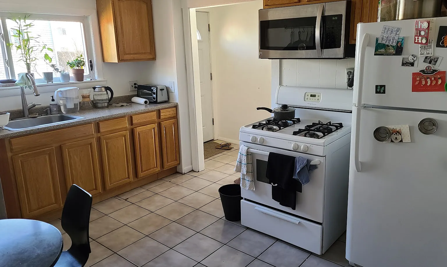 3 bed, 1200 sqft, $1,190 — Photo 4