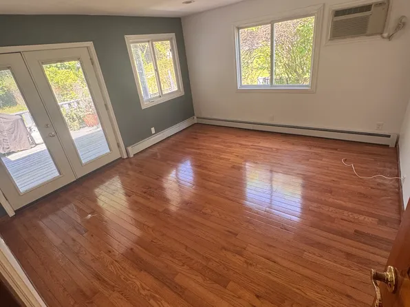 (undisclosed Address), Norwalk, CT 06851