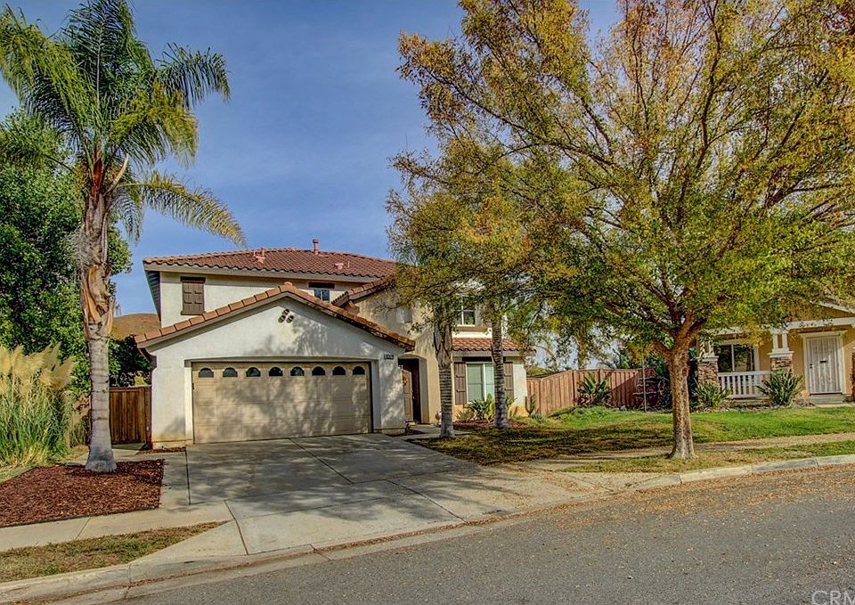 1st image of 32078 Meadow Wood Ln