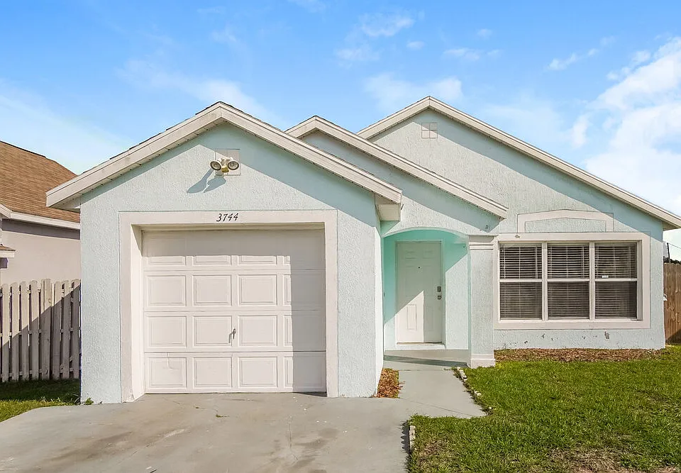 3744 Dartford Dr