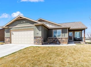 6213 Dunsmore Rd, Rapid City, SD 57702