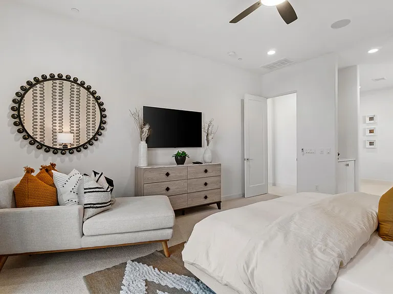 Master Suite 1