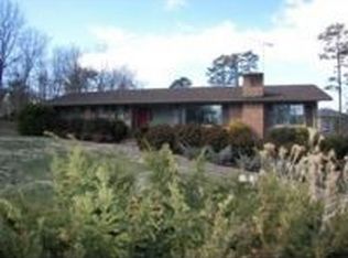 420 28th Avenue Ln NE, Hickory, NC 28601