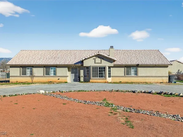 821 S Happy Ln, Pahrump, NV 89048