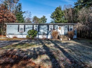 1 Oldfield Dr, Kingston, MA 02364