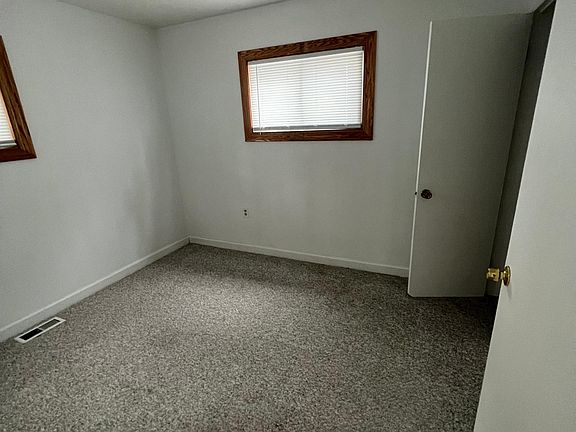 4th image of 6121 John Daly St
