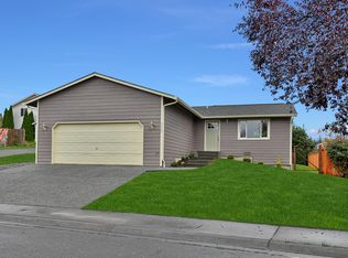 9729 65th Dr NE, Marysville, WA 98270