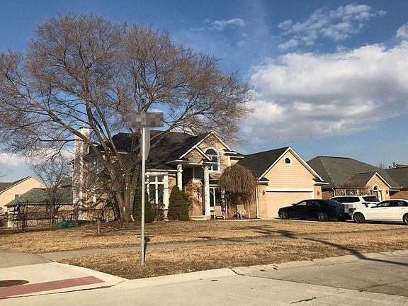 3rd image of 40021 Carini Dr
