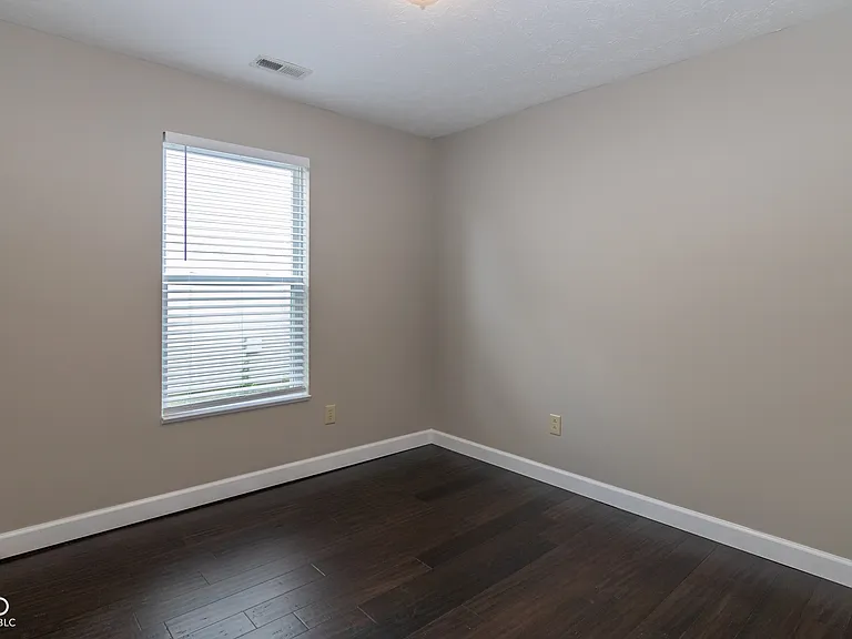 815 Tall Timber Dr — Photo 17