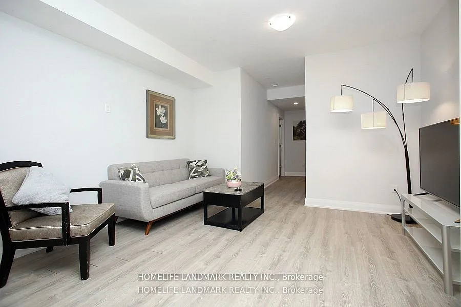 2 bed, $2,000 — Photo 2