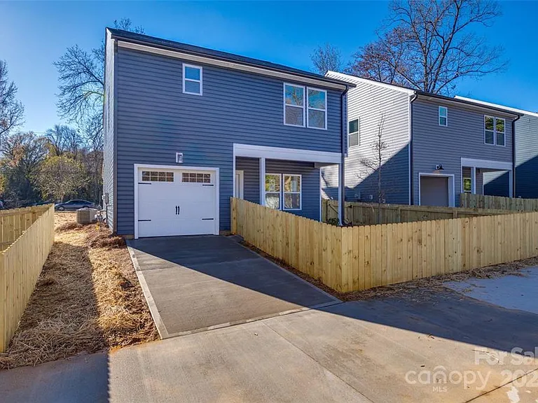 1237 Eastway Dr — Photo 38