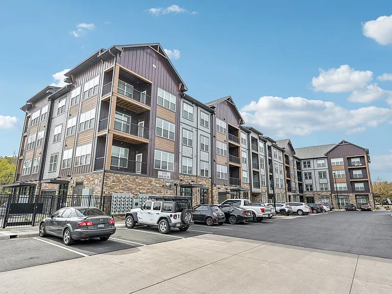 The Quarry Luxury Apartments — Photo 59