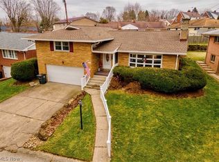 1026 E Granard Pkwy, Steubenville, OH 43952