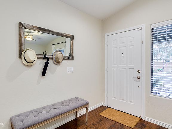 5th image of 2708 E Saguaro Park Ln