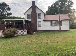 490 Iron Bridge Rd, Cowpens, SC 29330