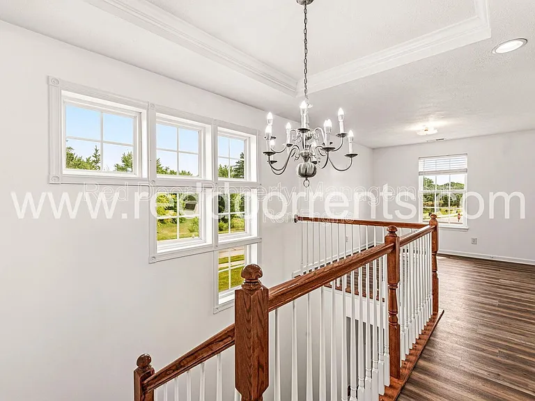 10031 Golden Dr — Photo 18