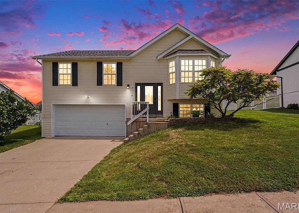 1st image of 3114 Valley Oaks Dr