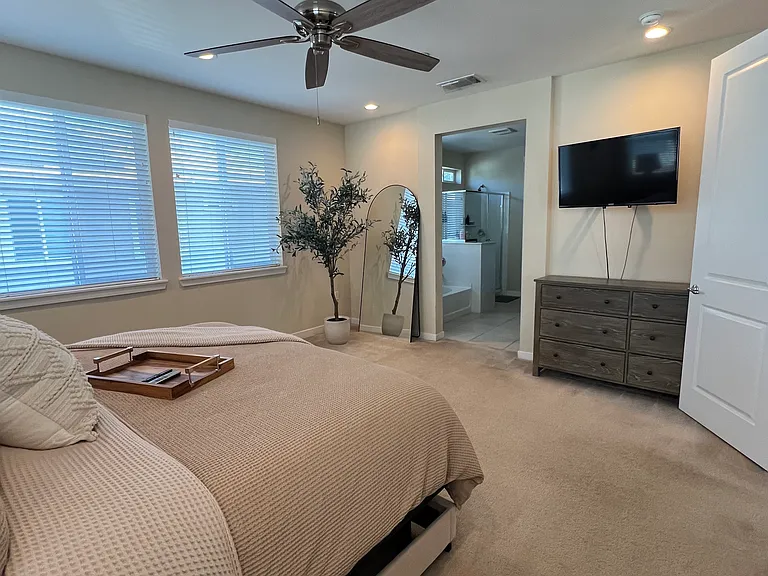 1270 Marille Ln — Photo 4