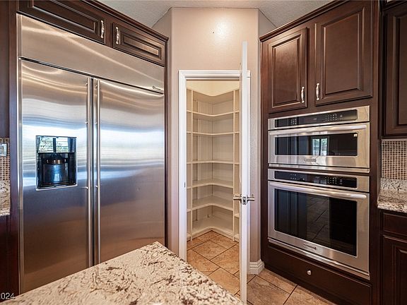 3rd image of 344 Hedgehope Dr