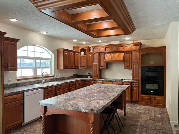 2nd image of 4022 Skop Rd