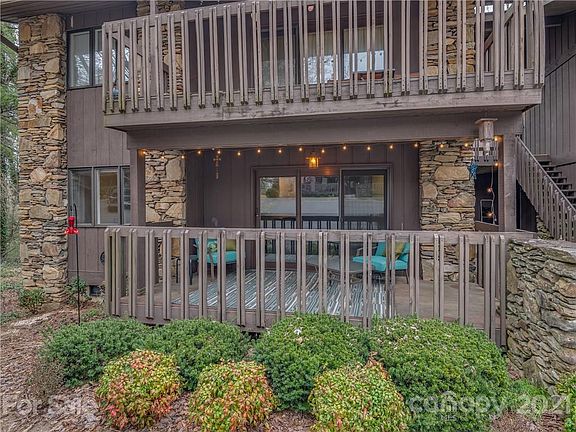4th image of 64 Maxine Ln APT 110